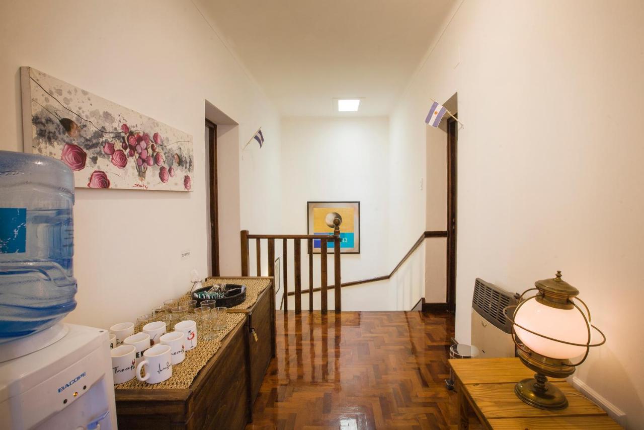 De Rosas Hotel